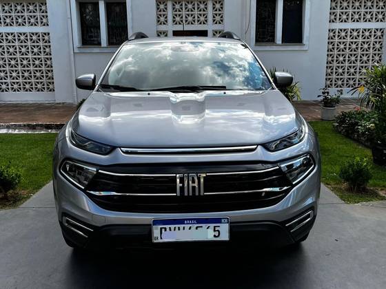 FIAT TORO 2.0 16V TURBO DIESEL FREEDOM 4WD AT9 FIAT TORO 2.0 16V TURBO DIESEL FREEDOM 4WD AT9